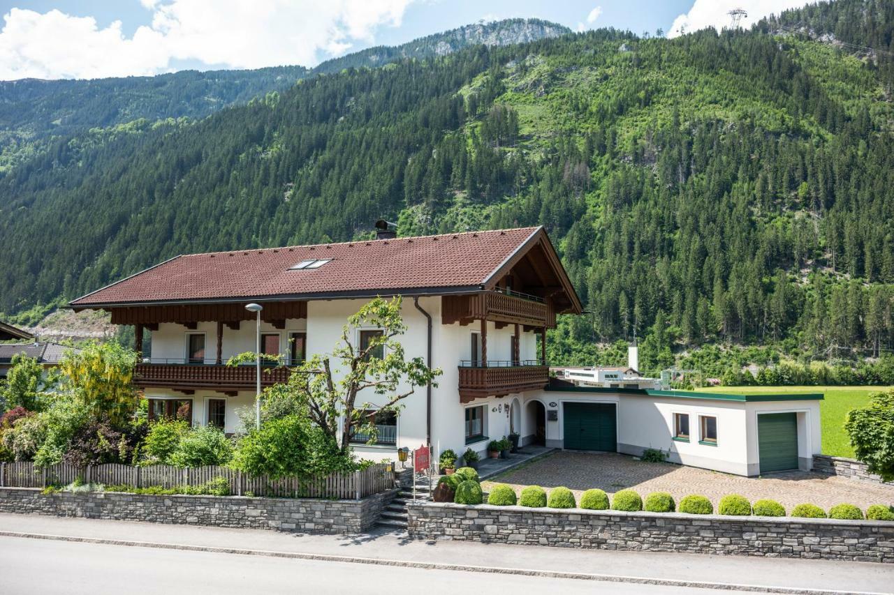 Landhaus Tyrol Mayrhofen Exterior foto